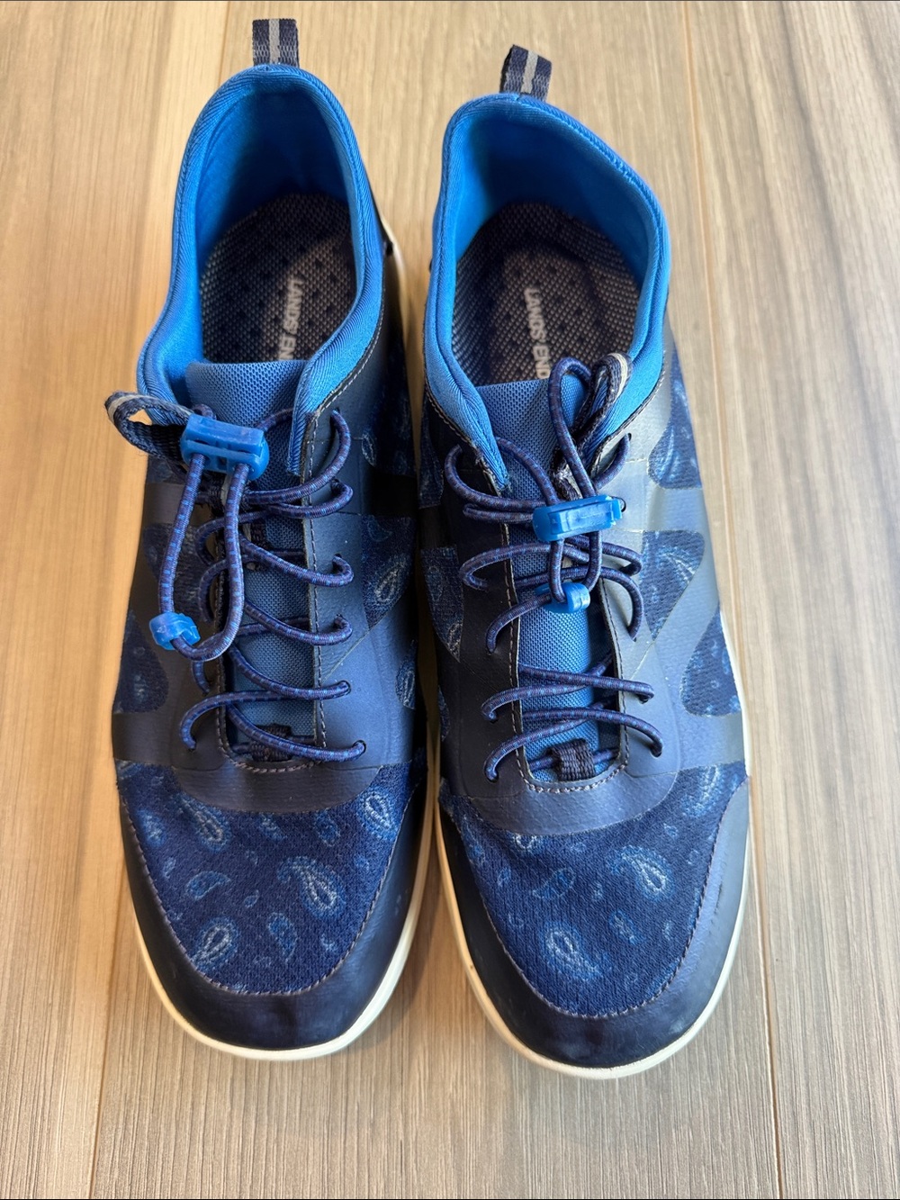 Lands' End Women's Navy Paisley Water Sneakers Size 9.5B